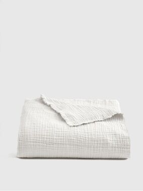 QUINCE Organic Airy Gauze Throw One Size White 7207